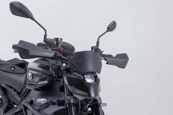 Parbriz negru Yamaha MT-09 (23-)., 2