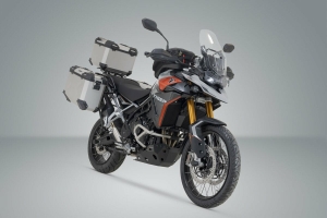 Set 3 cutii Adventure cu sistem fixare . Triumph Tiger 900 GT   Rally Pro (23-)., 5