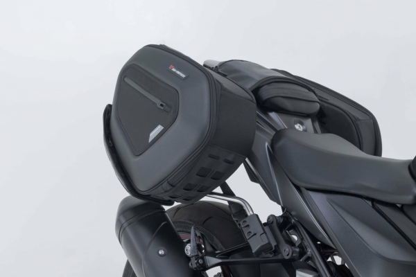 Set genti laterale PRO Blaze H negru . Suzuki GSR750 (11-16)  GSX-S750 (16-)., 3