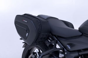 Set genti laterale PRO Blaze H negru . Triumph Trident 660   Daytona 660., 6