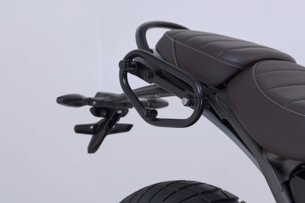 Set genti laterale Urban ABS cu sistem fixare 2x 16.5 l. Triumph Speed 400 (23-)., 5