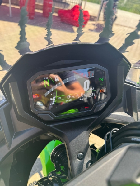 Kawasaki Ninja 650 rulat, 6