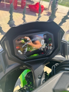 Kawasaki Ninja 650 rulat, 6