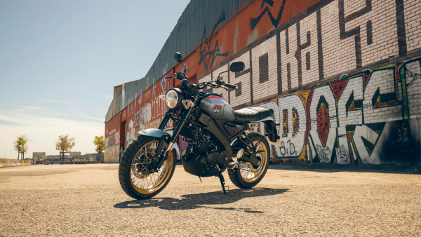 Yamaha XSR125 Legacy, 6