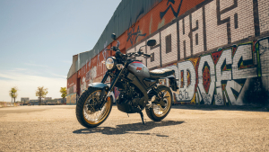 Yamaha XSR125 Legacy, 6