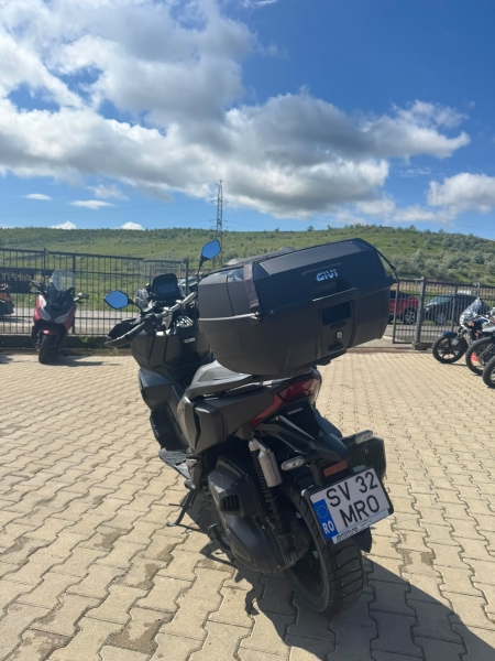 Honda ADV 350 Rulat, 4