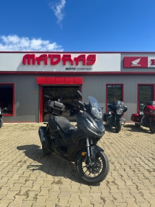 Honda ADV 350 Rulat