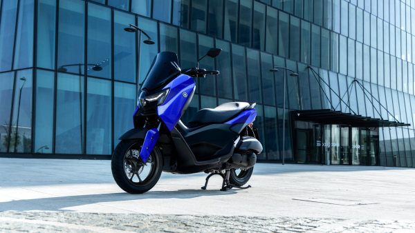 Yamaha NMAX 125, 11