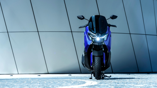 Yamaha NMAX 125, 13