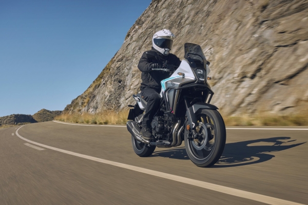 Honda NX 500 Eclutch, 4