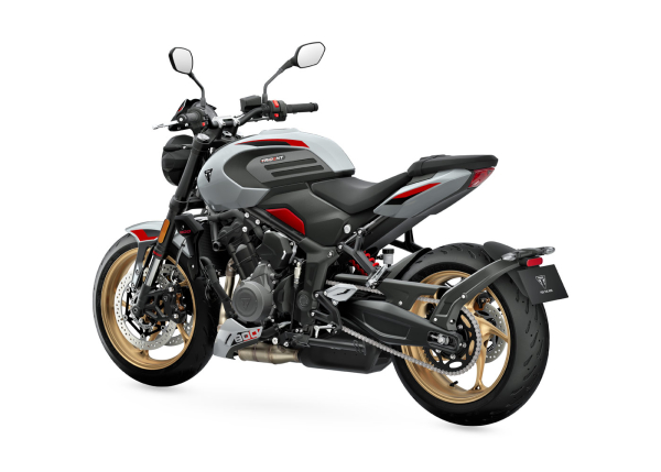 Triumph Trident 800, 3