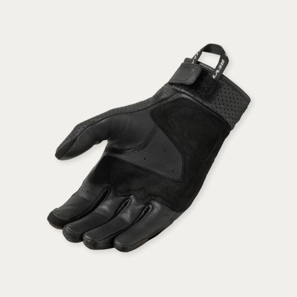 REVIT Lewisville Black L, 2