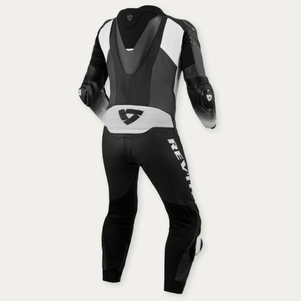 REVIT Control Black-White 52, 2