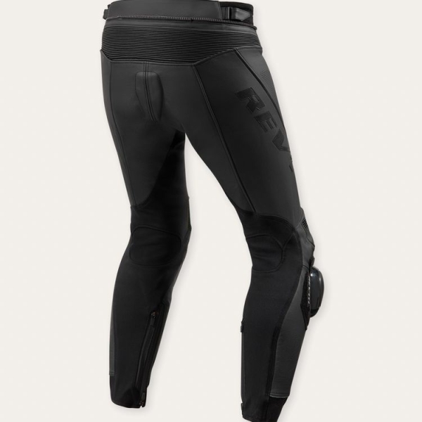 REVIT Apex Black 56, 3