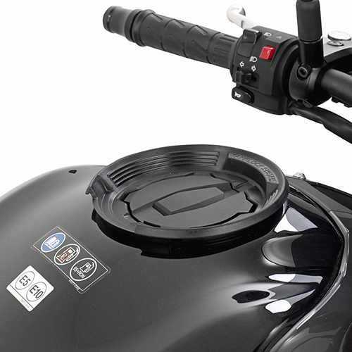 Flansa metalica Givi pentru fixare geanta rezervor BF29
