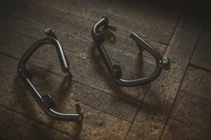 Suport geanta SLC dreapta Ducati Scrambler (14-) models.