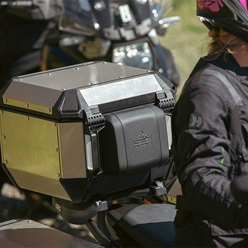 Top Case GIVI Trekker Alaska Aluminiu 44, 6