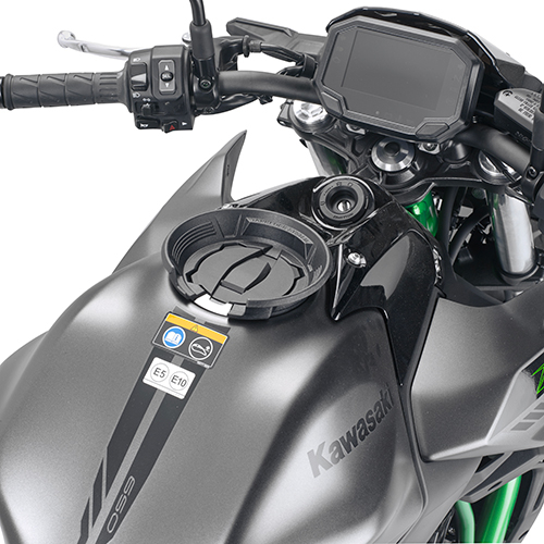 Flansa metalica Givi pentru fixare geanta rezervor BF81