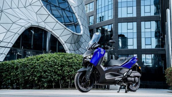 Yamaha XMAX 125, 9