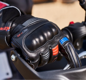 Manusi barbati Touring iarna Seventy model SD-T1 negru/albastru/rosu – WinterTex - degete tactile - Negru/albastru/rosu , XXXL (12 cm)