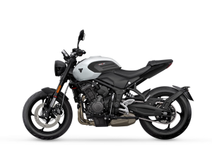Triumph Trident 660, 12