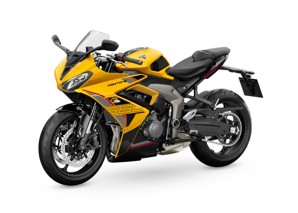 Triumph Daytona 660, 7