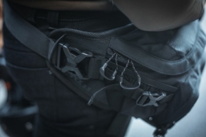 Borseta Ixon model A-Pex 25 - culoare: negru (volum: 2.5 litri)