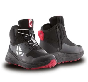 Ghete moto Urban/Adventure barbati All Season Ixon model Snake WP MS culoare: negru/alb/rosu - Negru/alb/rosu , 46