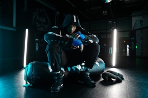 Geaca (hanorac tip hoodie) motociclete barbati Urban Ixon vara model Venum Touch-R MS culoare: negru/alb - Negru/alb , S