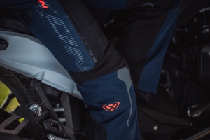 Pantaloni motociclete femei Touring/Adventure Ixon All season/vara model Odin LS culoare: navy (albastru)/negru/rosu - Navy (albastru)/negru/rosu , XS