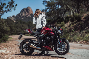 Geaca (jacheta) motociclete femei Touring/Adventure/Urban Ixon All season model Burning LS culoare: gri deschis (light grey) (geaca laminata; waterproof si pe exterior) - Gri lucios , 2XL