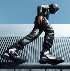 Ghete (cizme) moto Racing Unisex Seventy model SD-BR3 Veloce Pro culoare: negru/alb - Negru/alb , 47