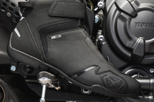 Ghete moto Roadster barbati All Season Ixon model Gambler MS culoare: negru - Negru , 44