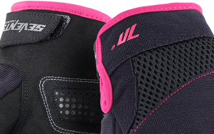 Manusi femei Urban vara Seventy model SD-C50 negru/roz - degete tactile - Negru/roz , L (9 cm)