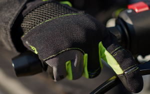 Manusi barbati Urban vara Seventy model SD-C48 negru/galben - degete tactile - Negru/galben , M (8 cm)