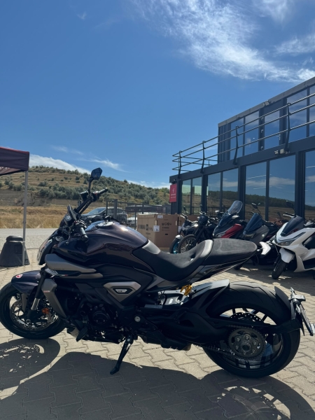 Ducati Xdiavel V4 Rulat, 5