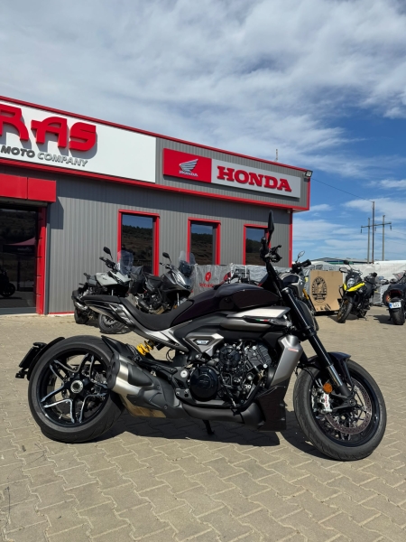 Ducati Xdiavel V4 Rulat, 8