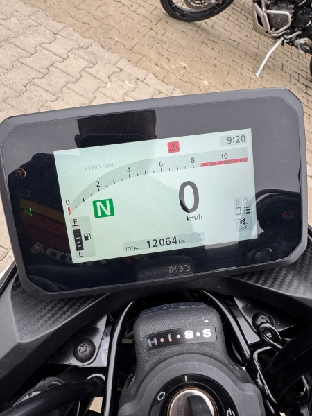 Honda Hornet 500 rulat, 6