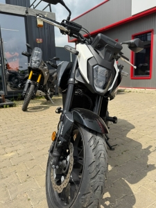 Honda Hornet 500 rulat, 7