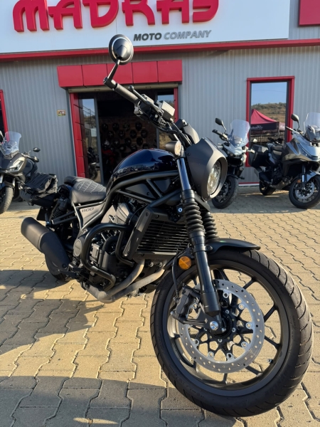 Honda Rebel 1100 DCT rulat, 4