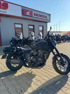 Honda Rebel 1100 DCT rulat, 7
