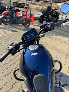 Honda Rebel 1100 DCT rulat, 8