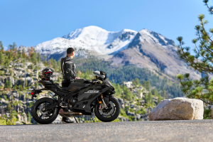 Yamaha R9, 11