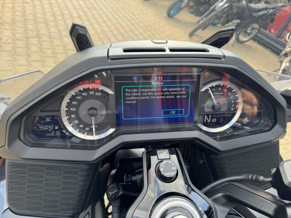 Honda GOLDWING Tour rulat, 5