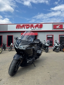 Honda GOLDWING Tour rulat, 4