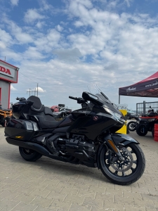 Honda GOLDWING Tour rulat, 8